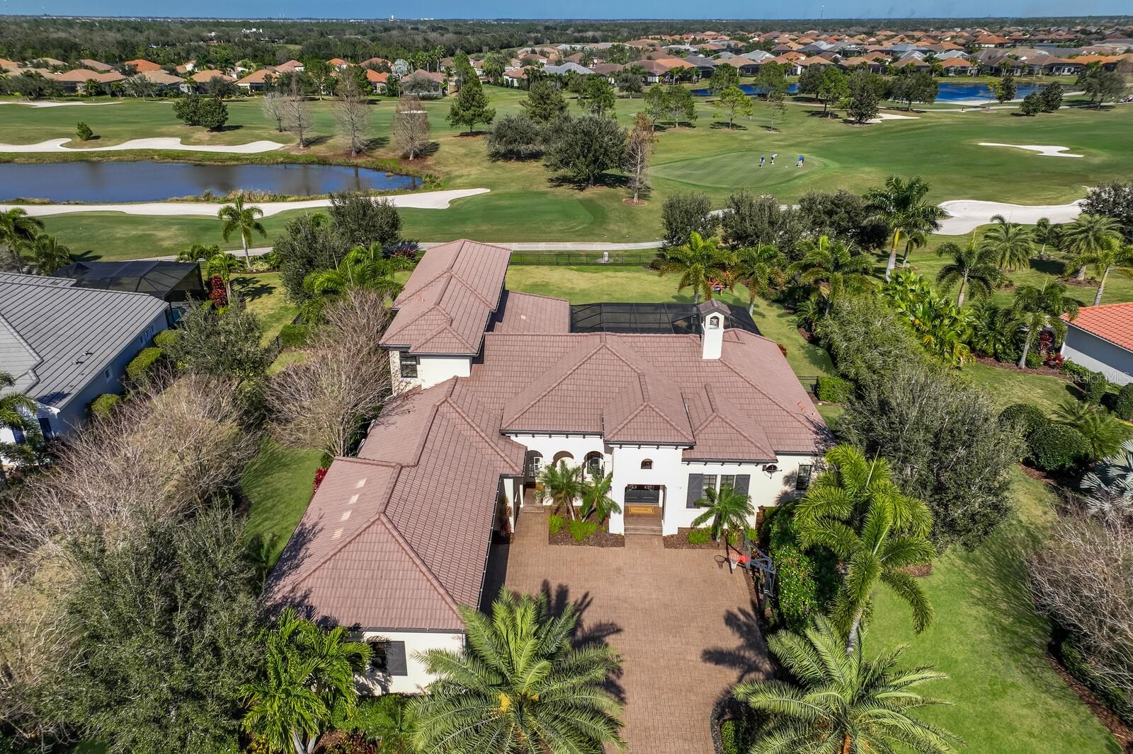 COUNTRY CLUB EAST - Residential