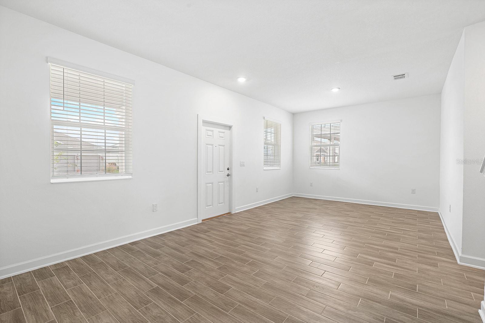 3053 ELLA WAY