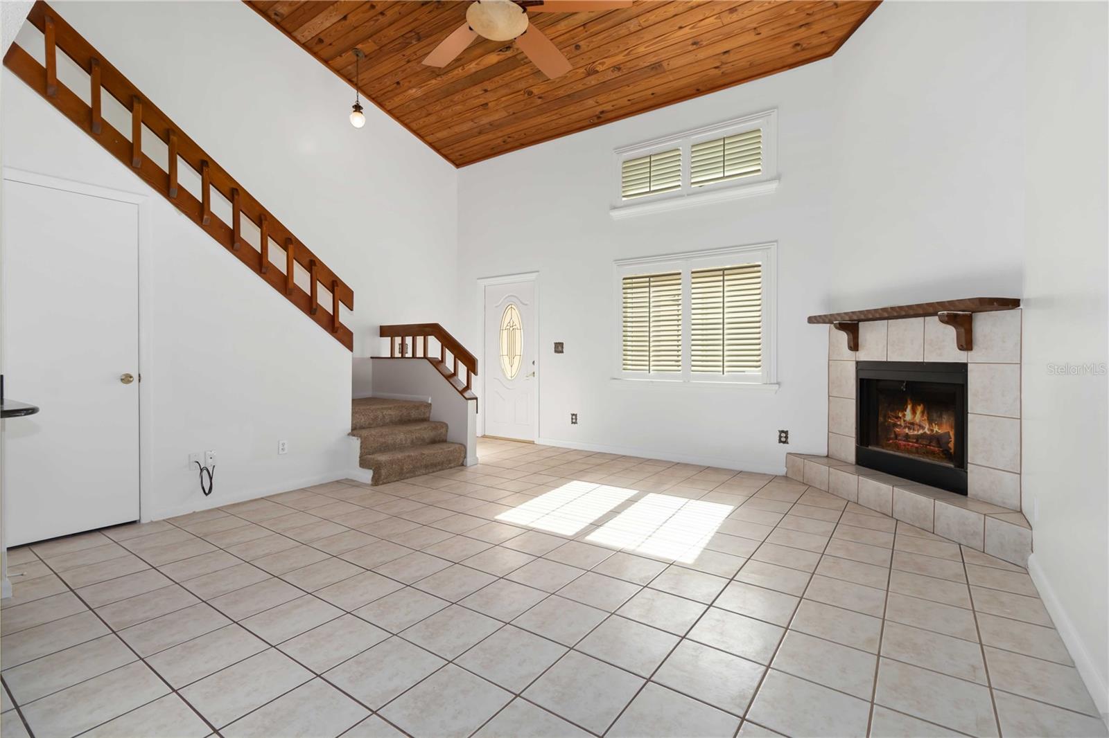 CANAVERAL BEACH VILLAS - Residential