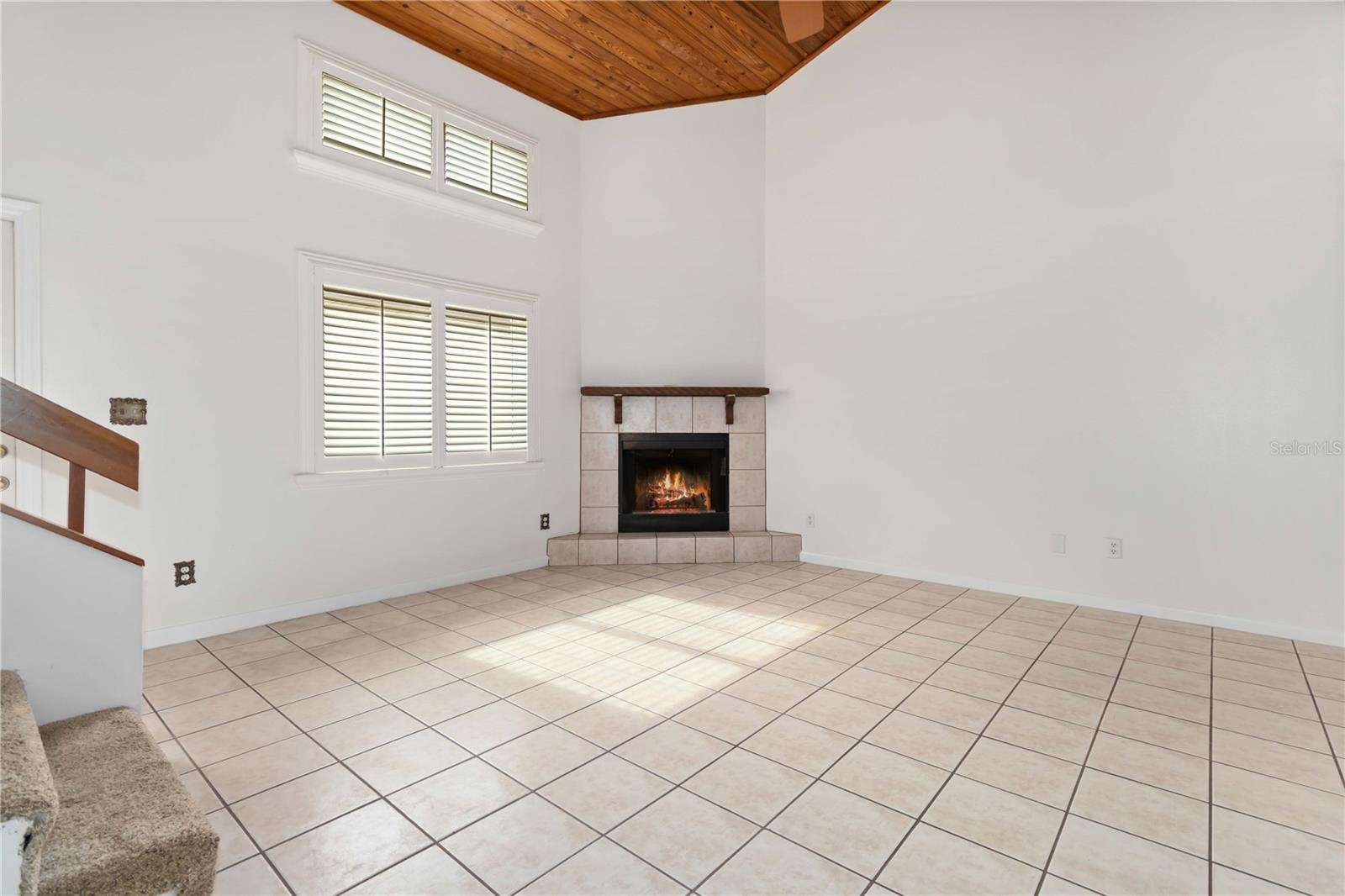 CANAVERAL BEACH VILLAS - Residential