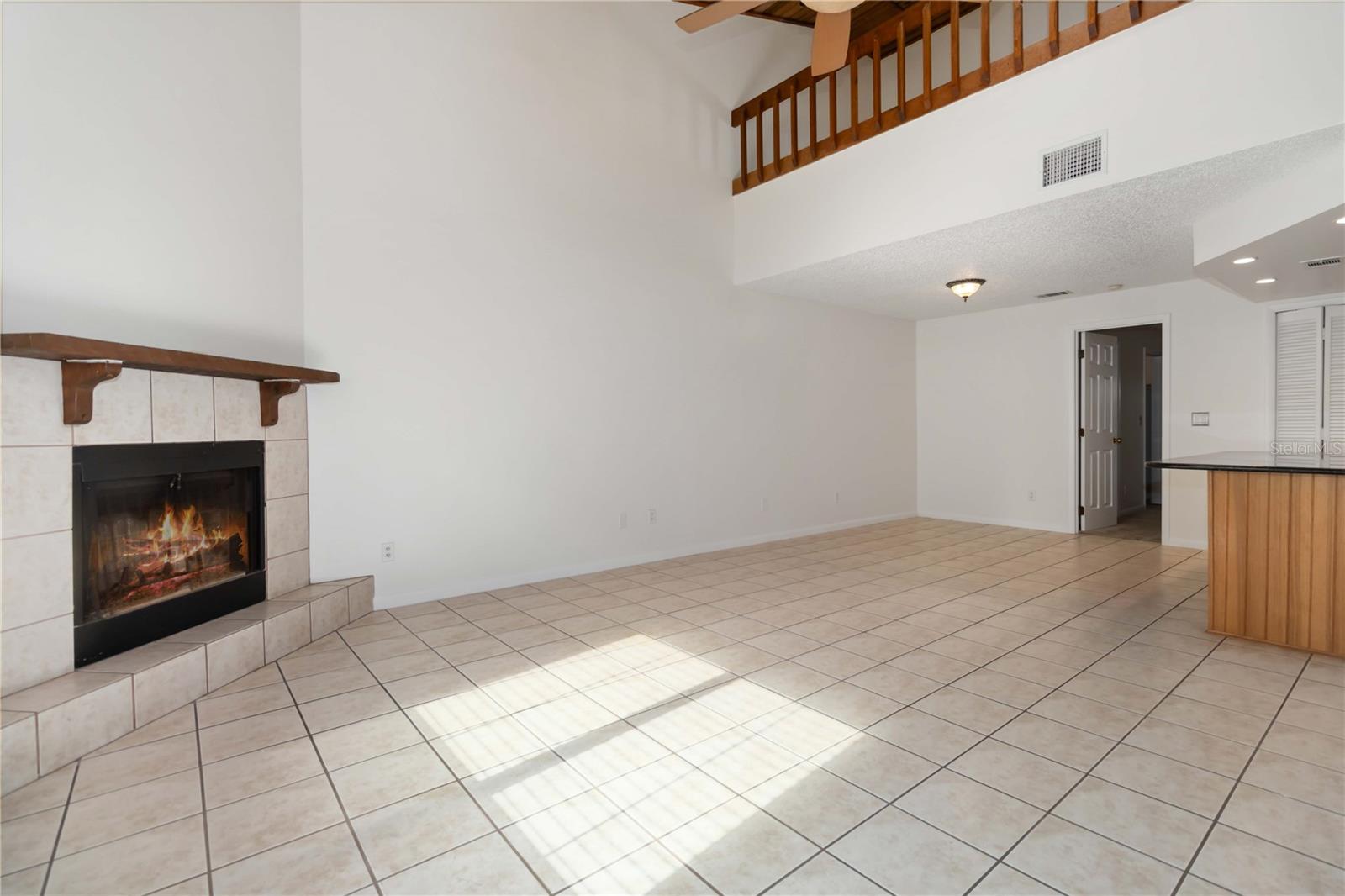 CANAVERAL BEACH VILLAS - Residential