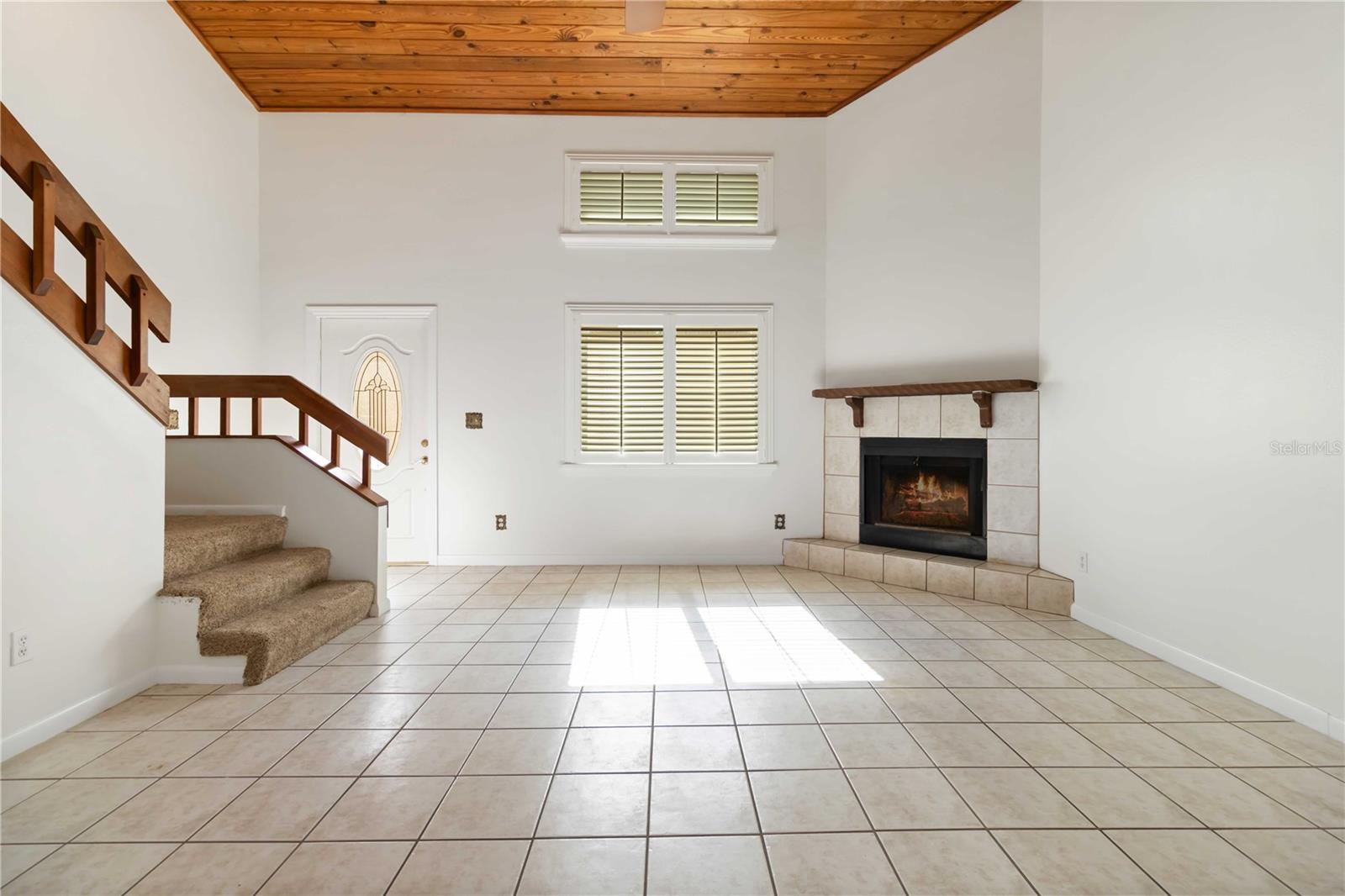 CANAVERAL BEACH VILLAS - Residential