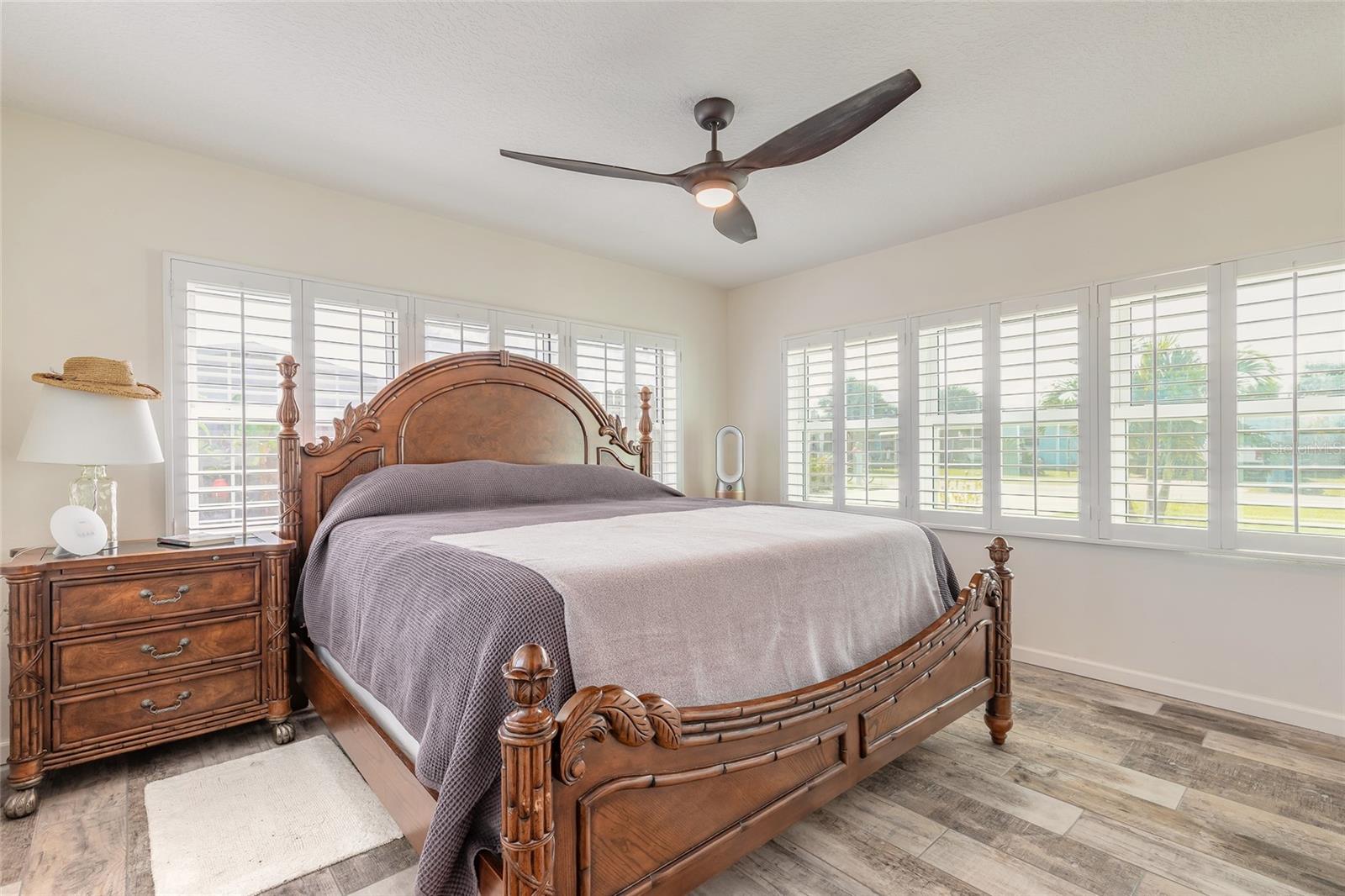 ORMOND BEACH PLAZA - Residential
