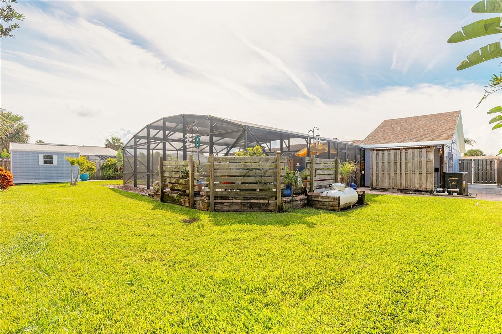 ORMOND BEACH PLAZA - Residential