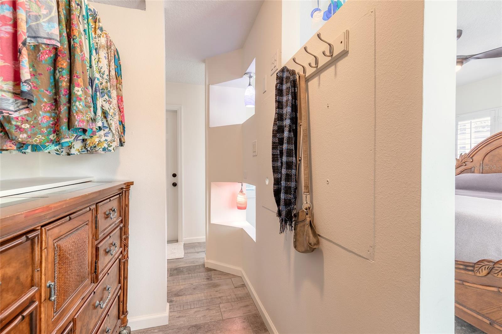 ORMOND BEACH PLAZA - Residential