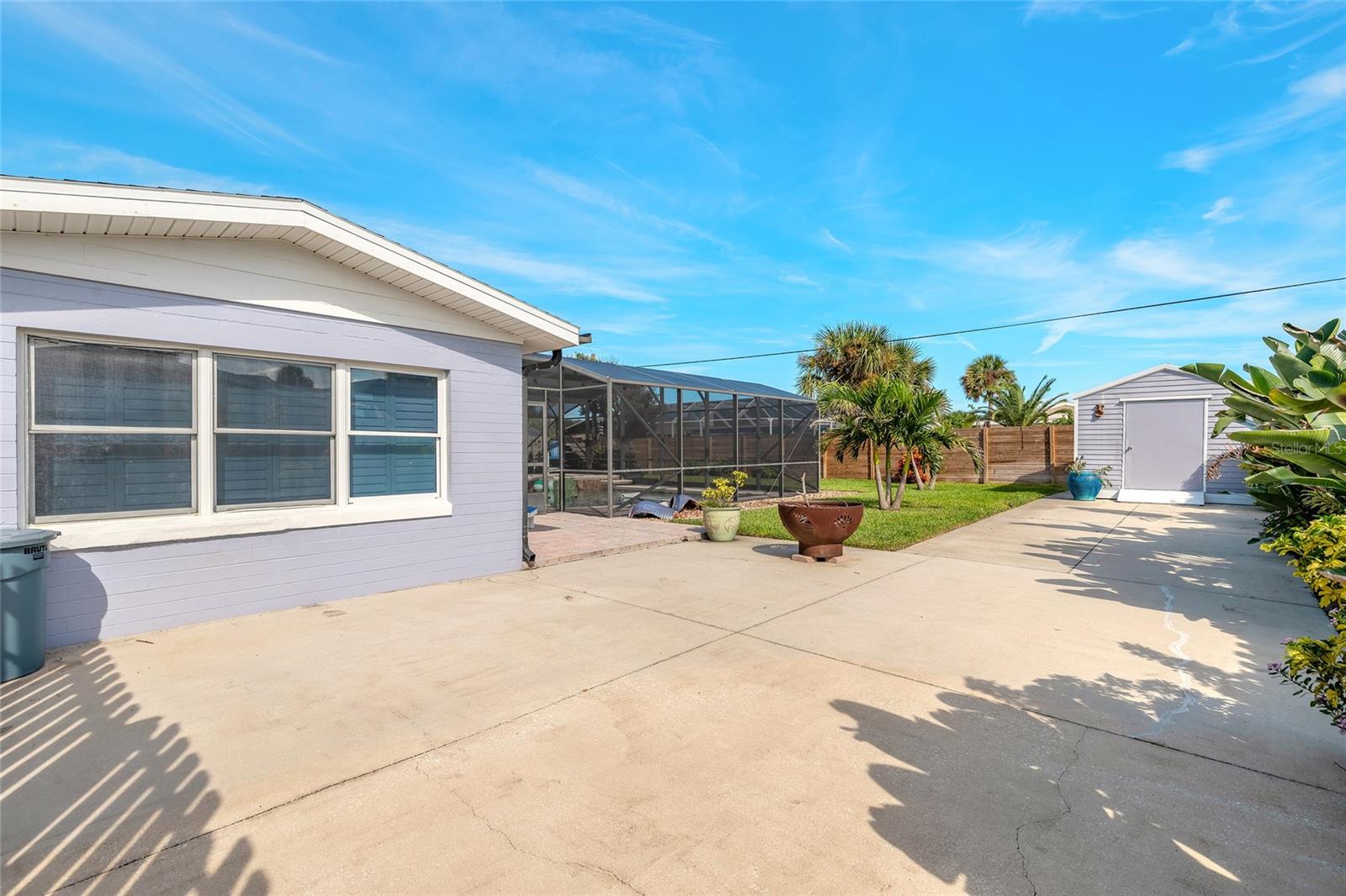 ORMOND BEACH PLAZA - Residential