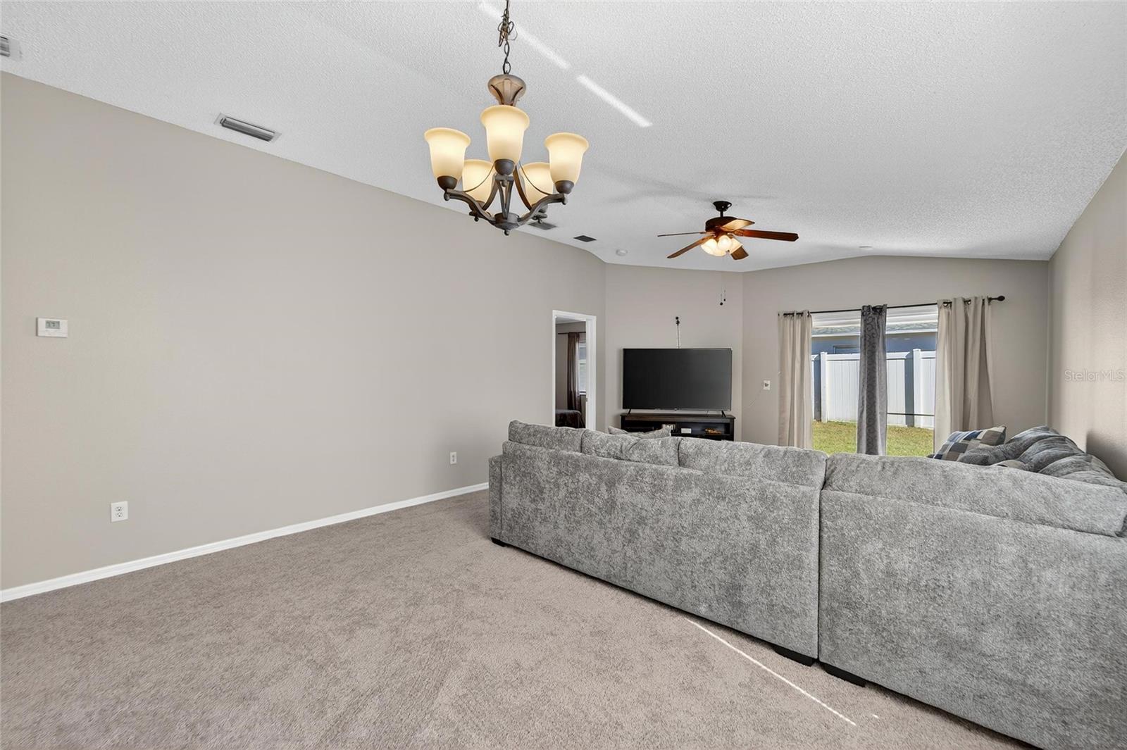 SUMMERFIELD VILLG 1 TRCT 29 - Residential Lease