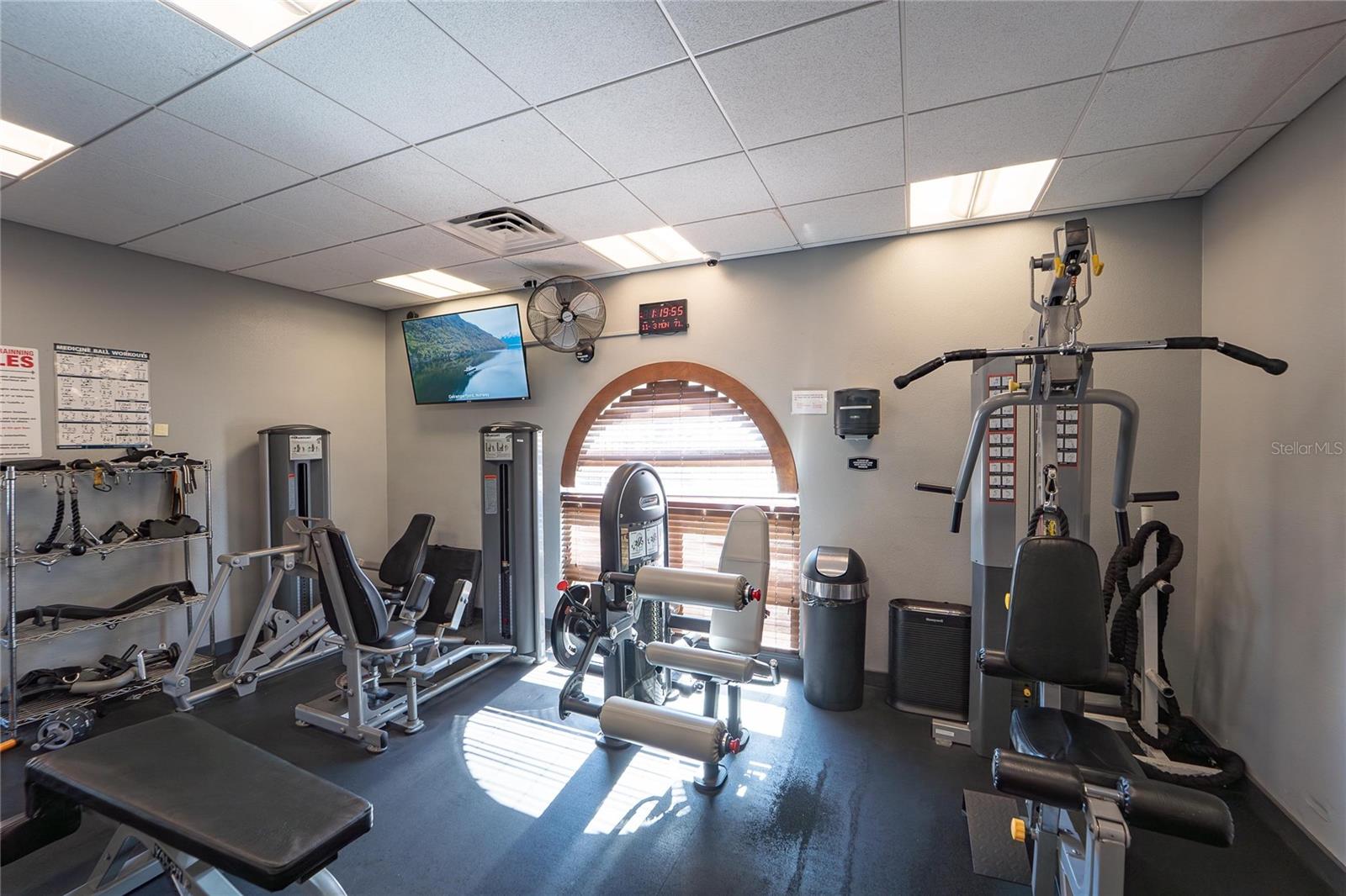 SUMMERFIELD VILLG 1 TRCT 29 - Residential Lease