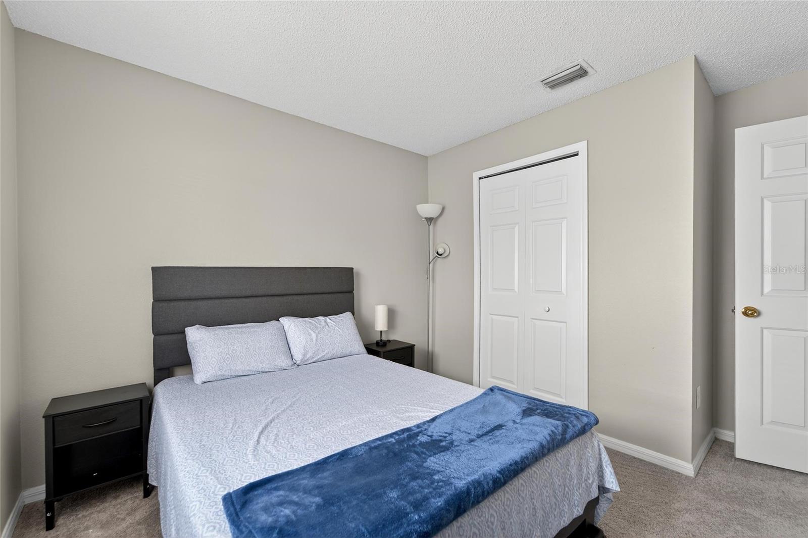 SUMMERFIELD VILLG 1 TRCT 29 - Residential Lease