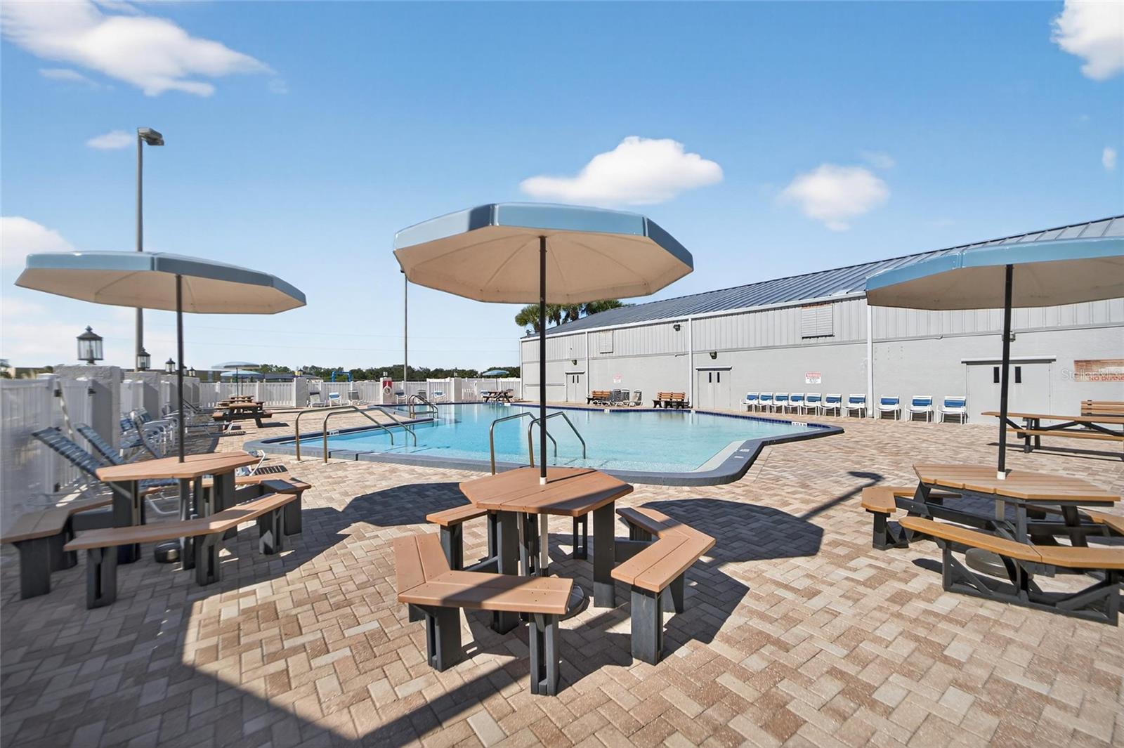 SUMMERFIELD VILLG 1 TRCT 29 - Residential Lease