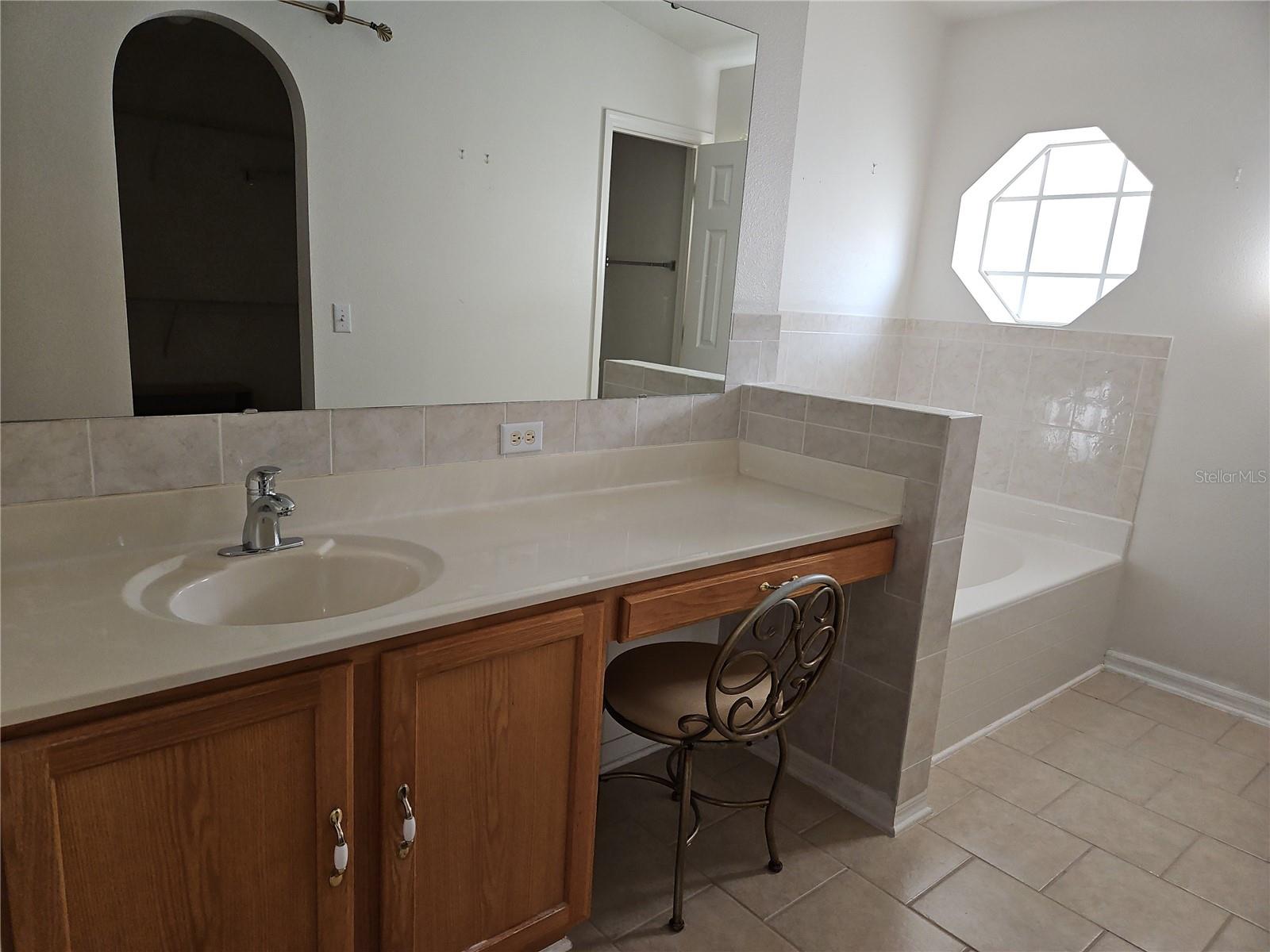 SILVER SPGS SHORES UN 19 - Residential