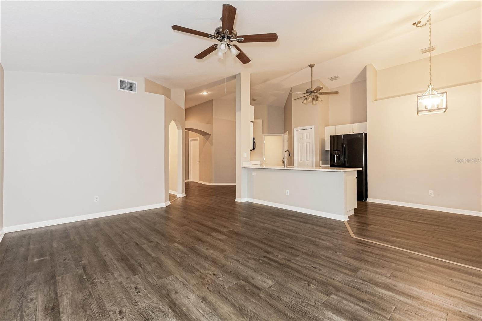 823 ROCKY MOUNTAIN COURT