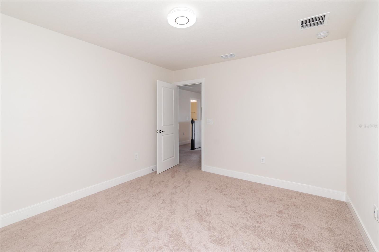 SAVANNAH PALMS - Residential