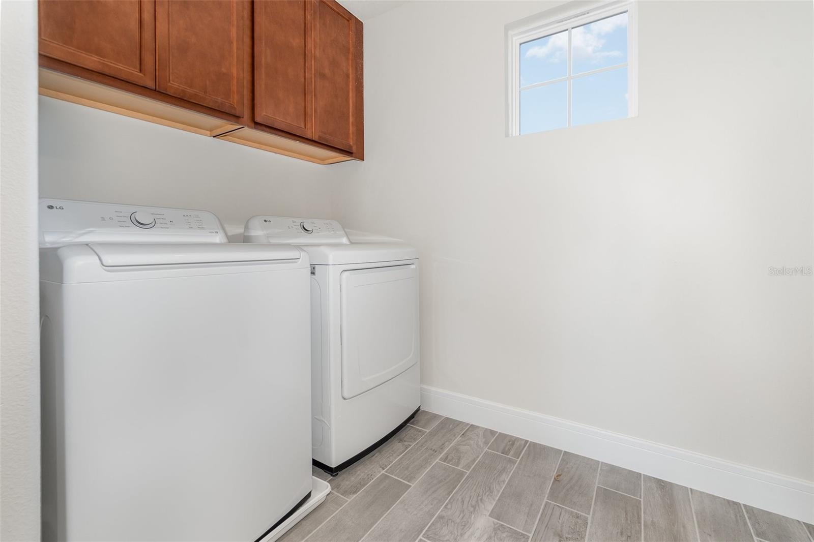 SAVANNAH PALMS - Residential