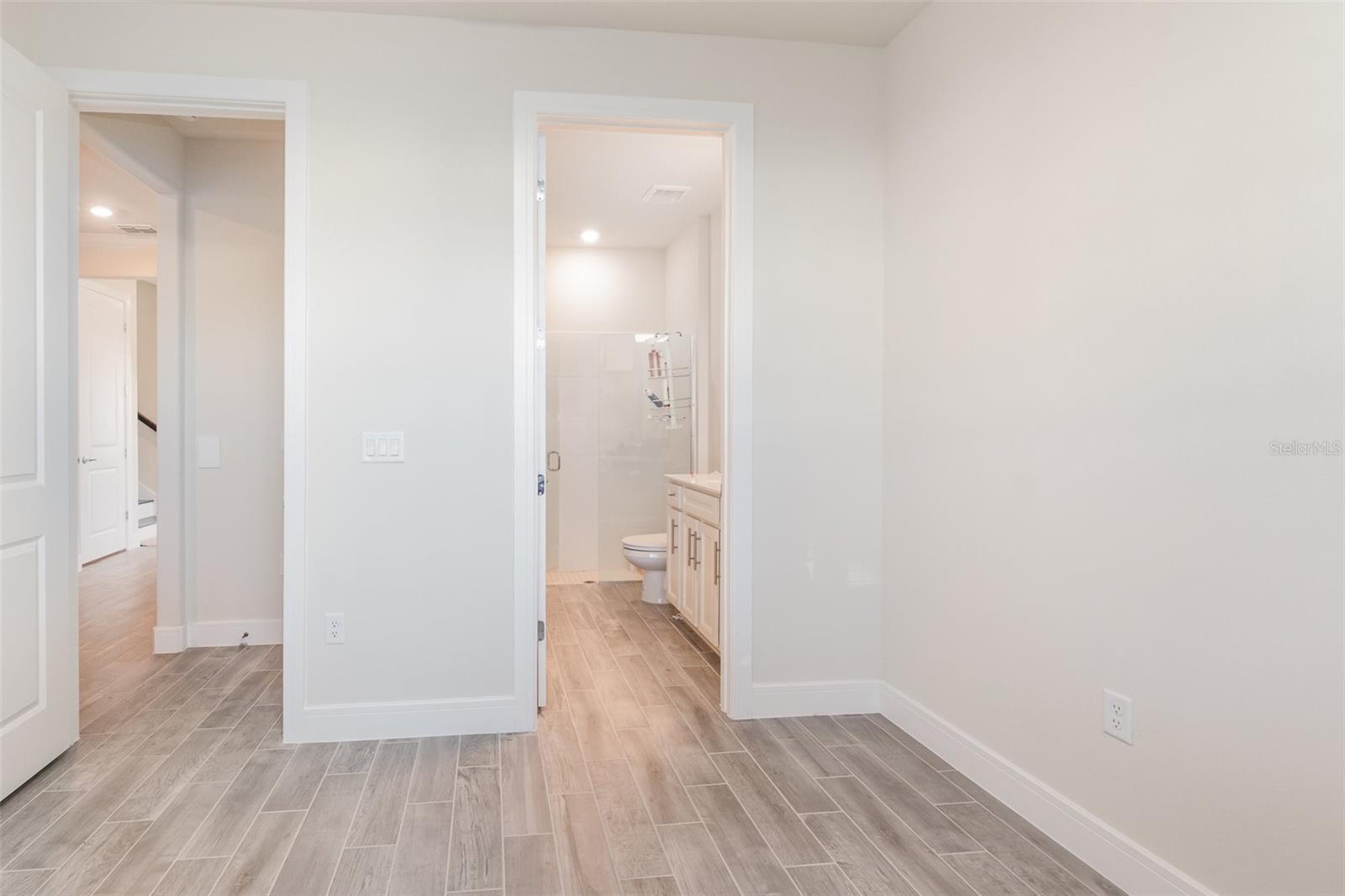 SAVANNAH PALMS - Residential