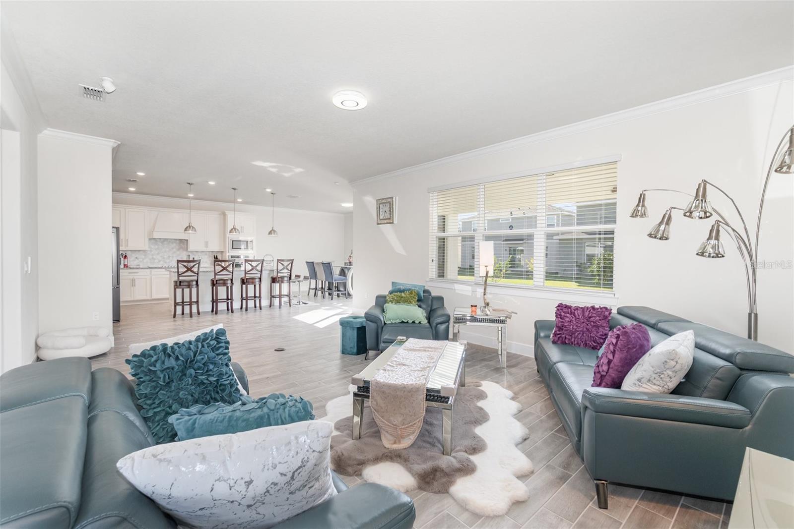 SAVANNAH PALMS - Residential