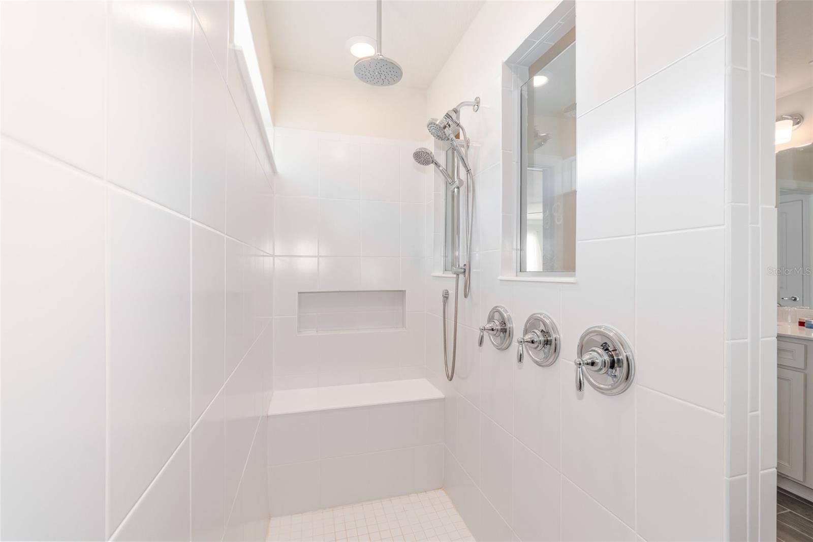 SAVANNAH PALMS - Residential