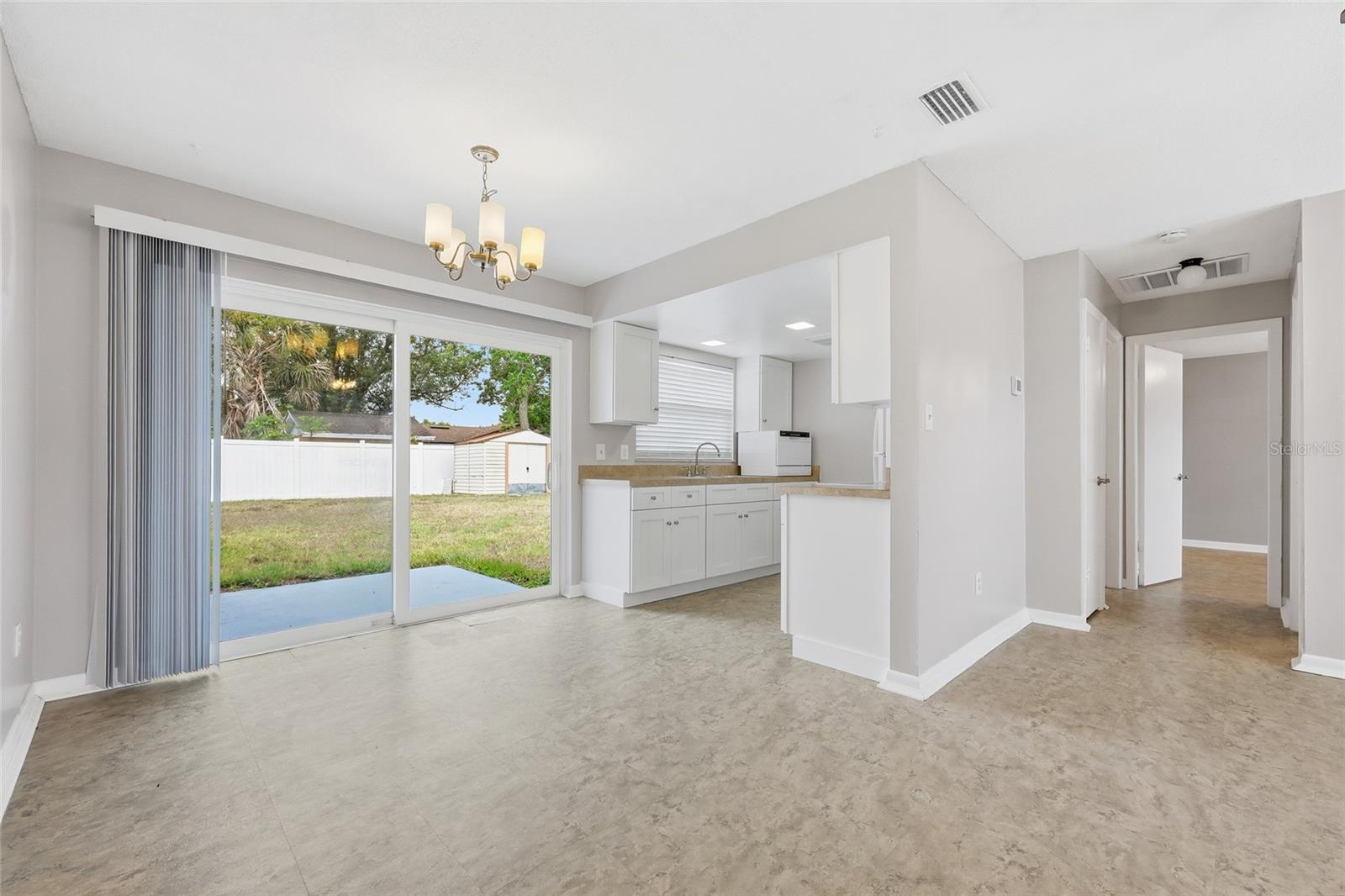 IMPERIAL ESTATES - Residential