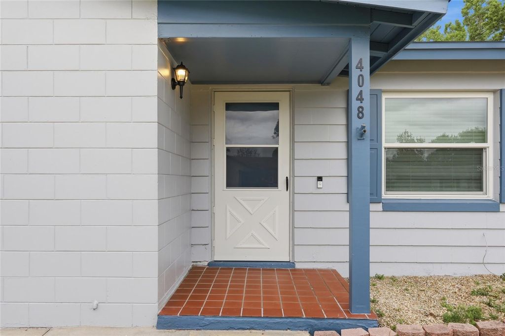 Photo of 4048 Castlegate Drive, Orlando, FL 32839 (MLS # O6408414)