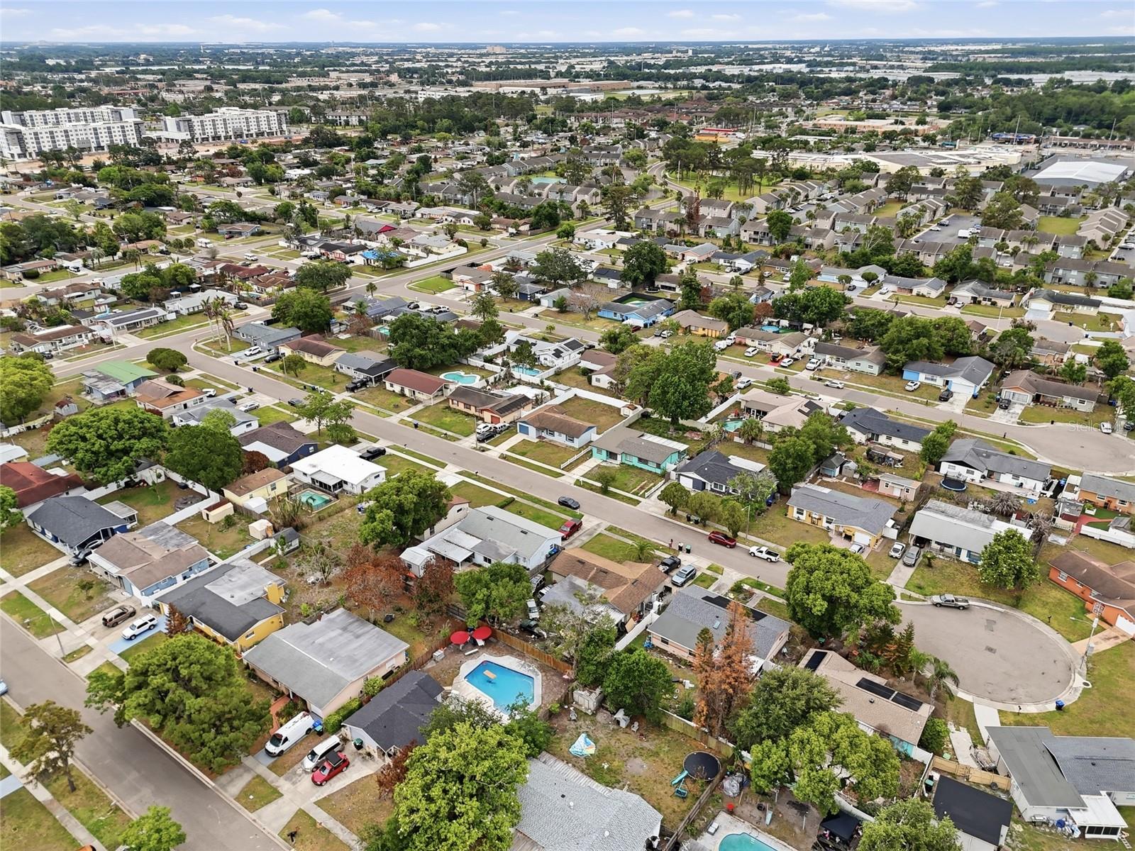 IMPERIAL ESTATES - Residential