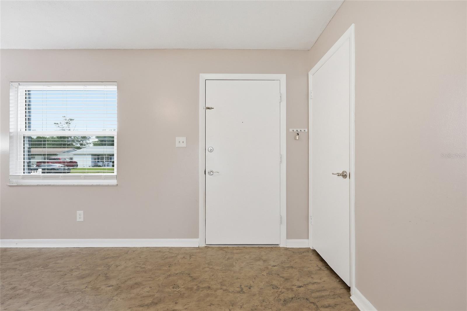 4048 CASTLEGATE DRIVE