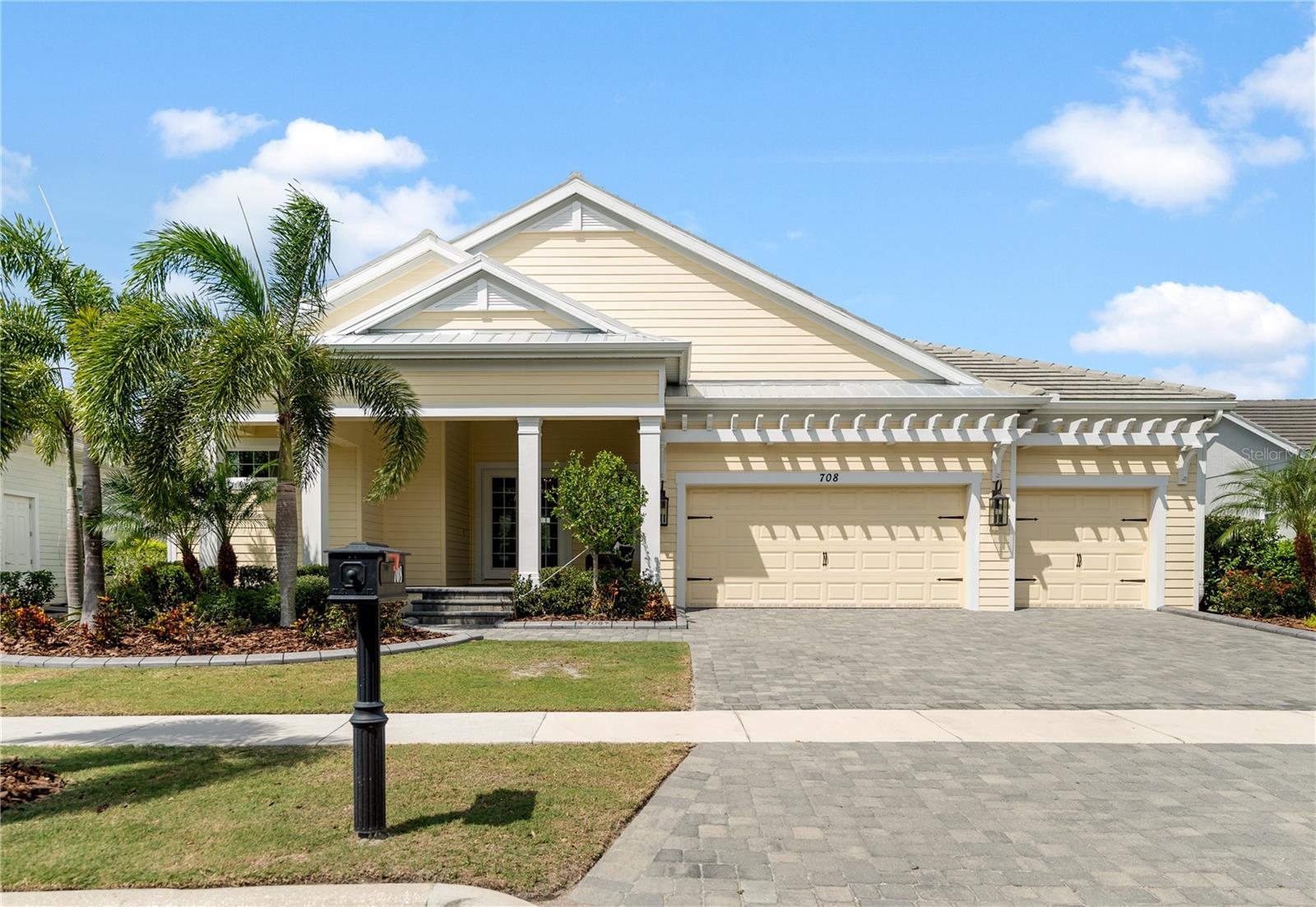 708 MANNS HARBOR DRIVE
