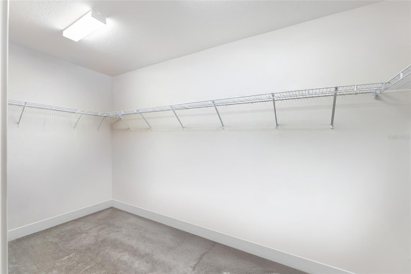 OXFORD OAKS - Residential