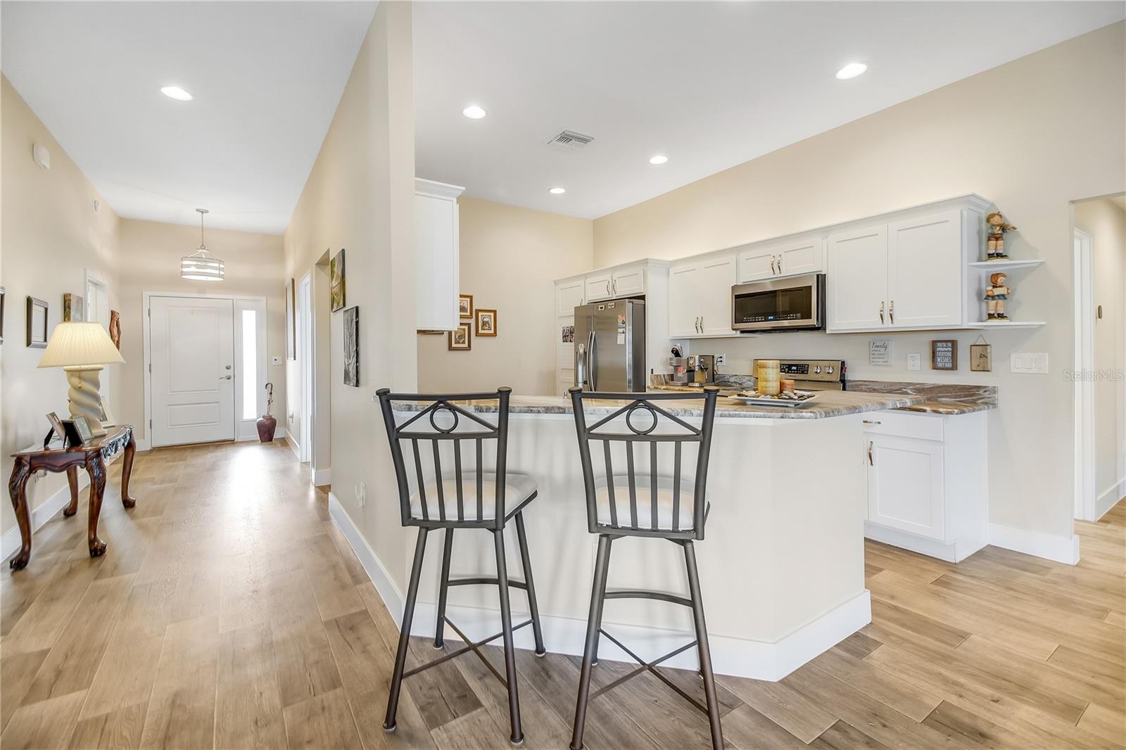 OXFORD OAKS - Residential