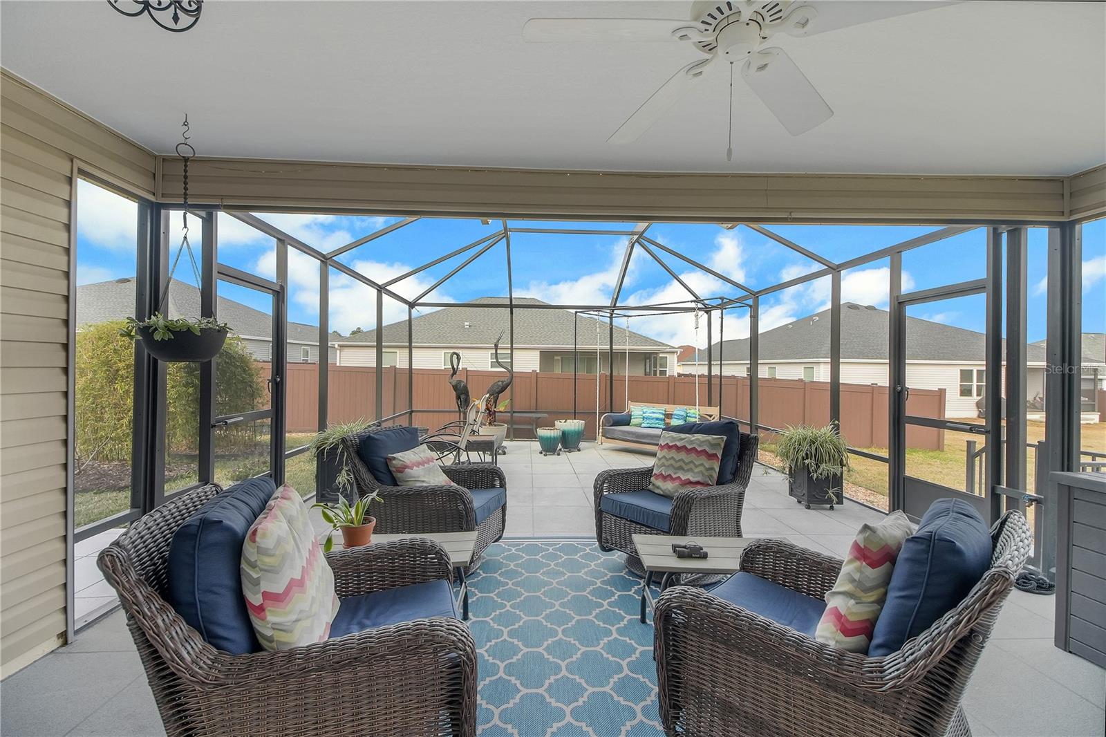 OXFORD OAKS - Residential