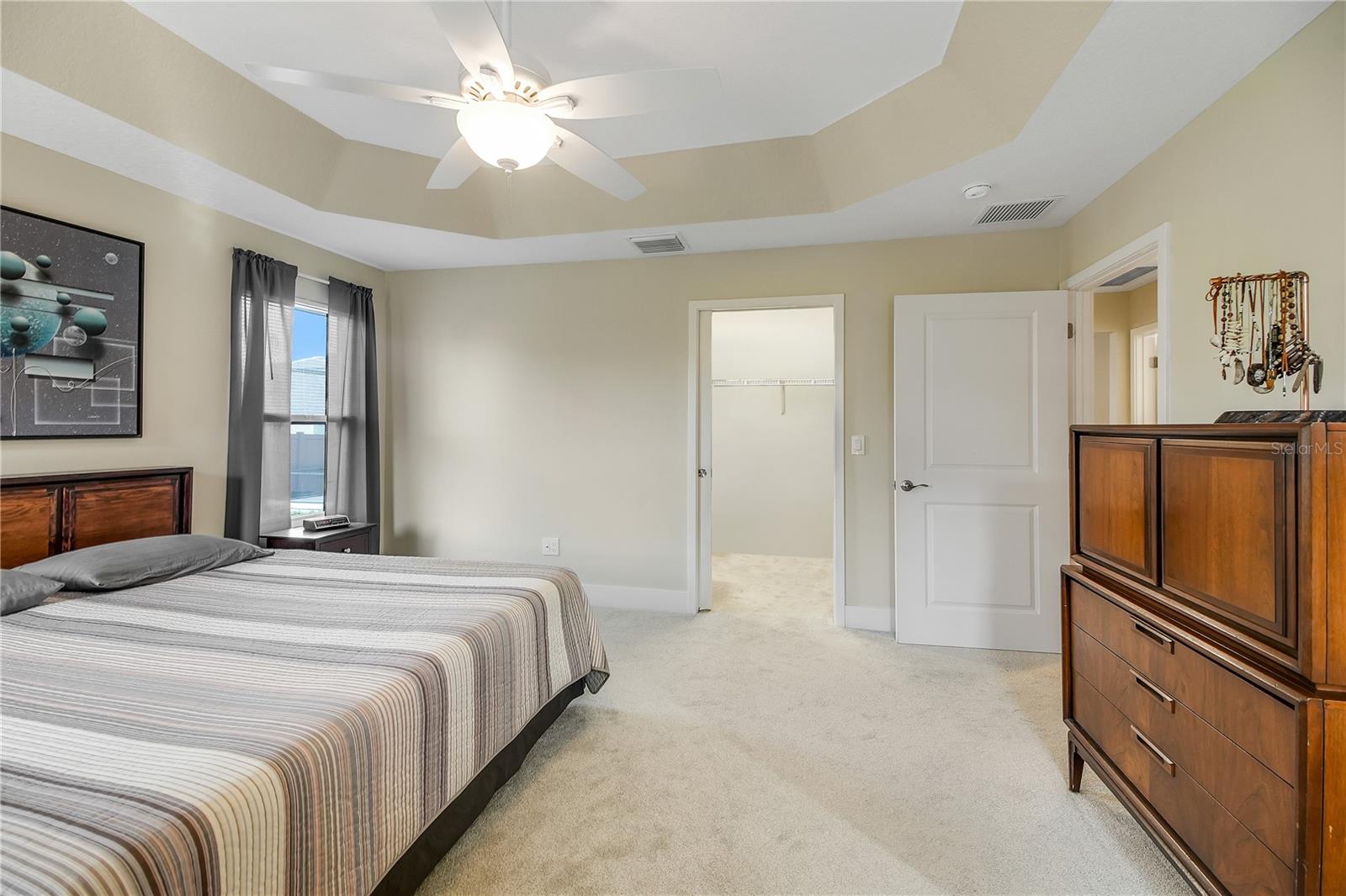 OXFORD OAKS - Residential