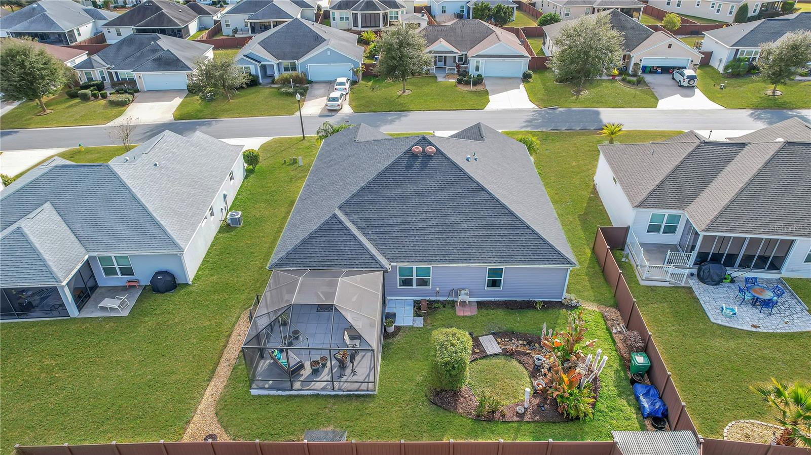 OXFORD OAKS - Residential