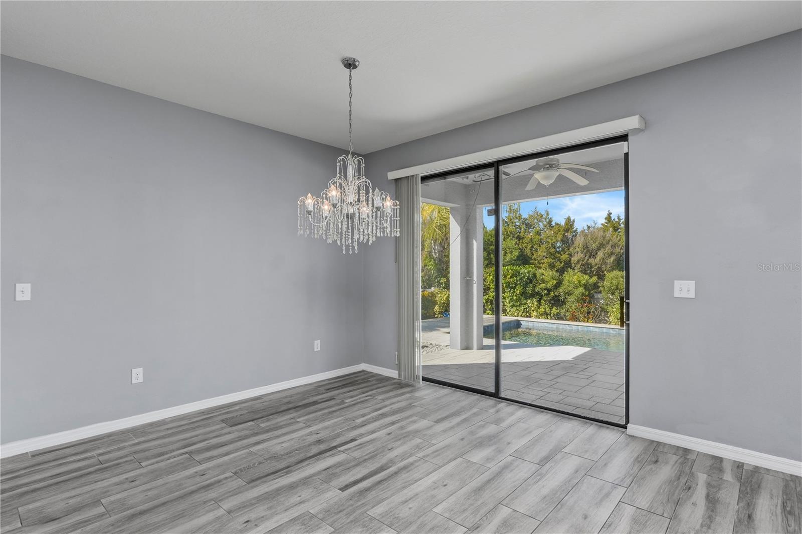 VILLAGES/TRINITY LAKES - Residential