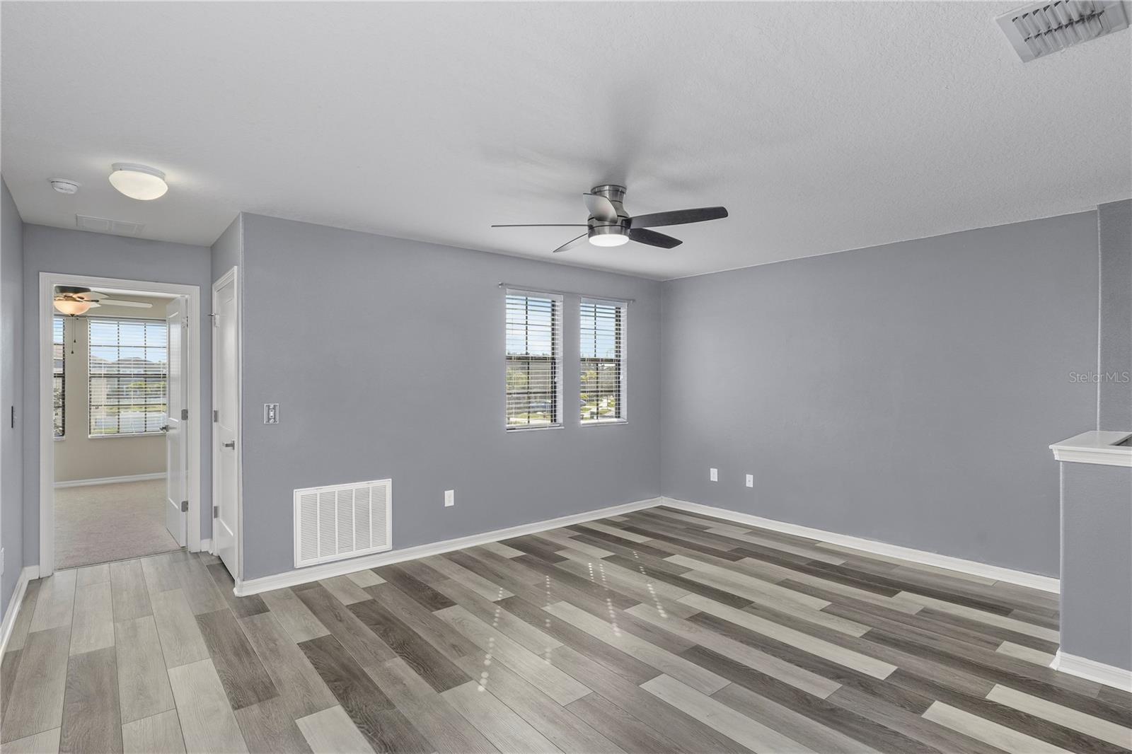 VILLAGES/TRINITY LAKES - Residential