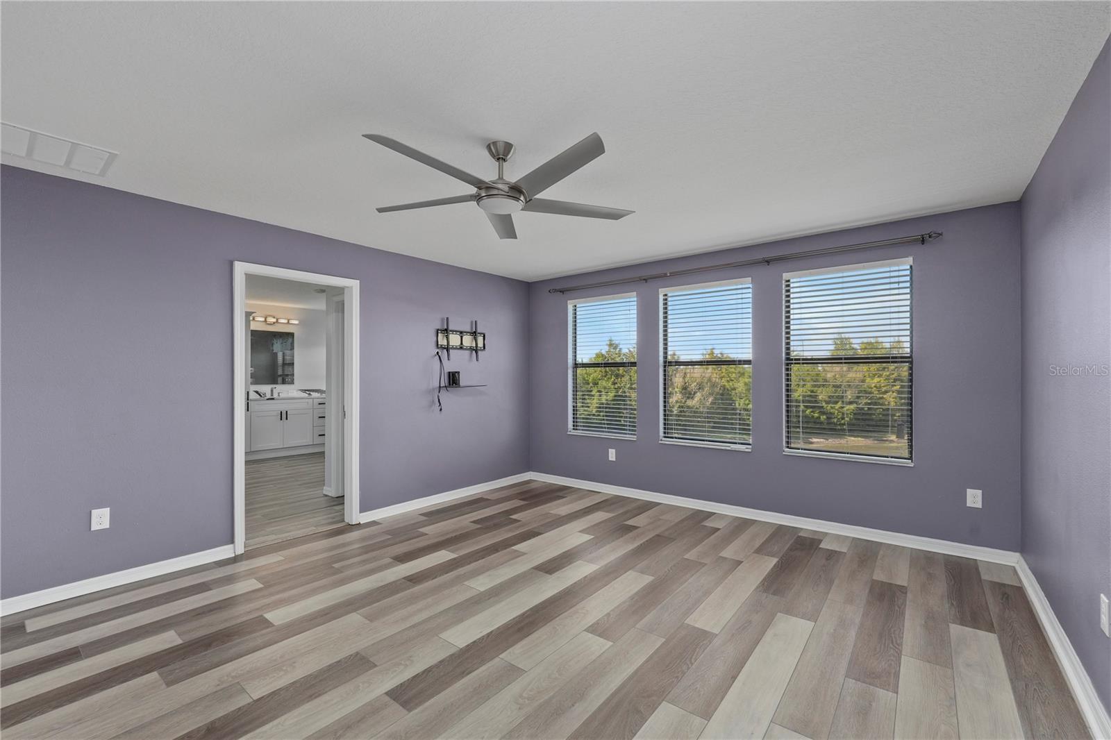 VILLAGES/TRINITY LAKES - Residential