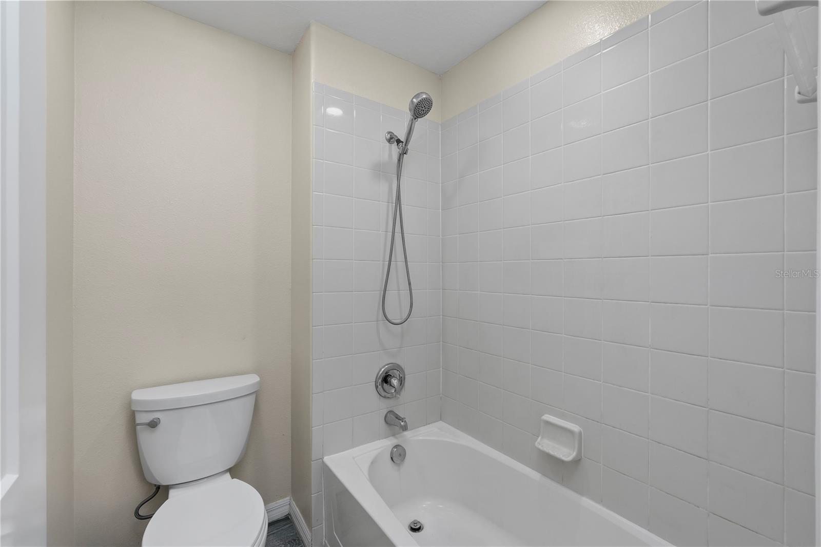 VILLAGES/TRINITY LAKES - Residential