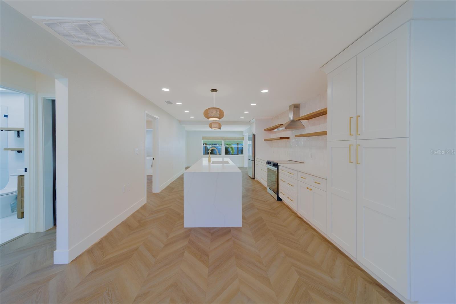 ST PETERSBURG BEACH REP - Residential