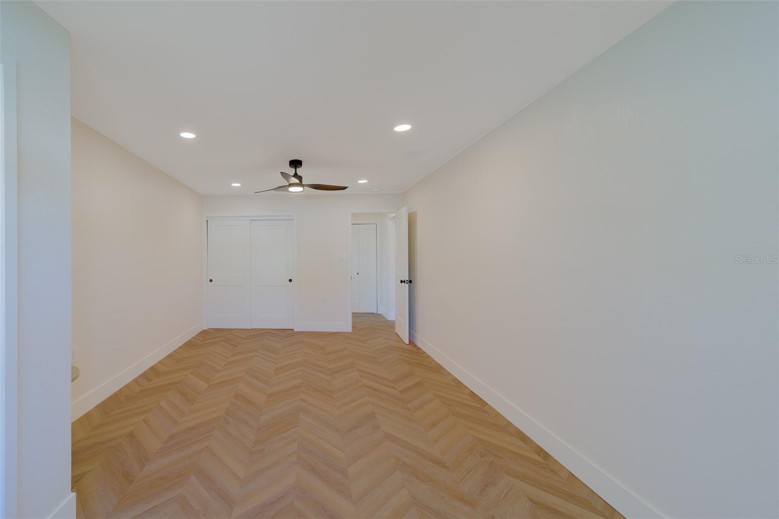 ST PETERSBURG BEACH REP - Residential