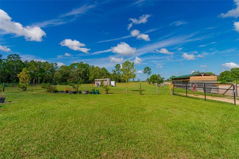 Tiny photo for 3250 NE 127th Court, Williston, FL 32696 (MLS # OM708996)