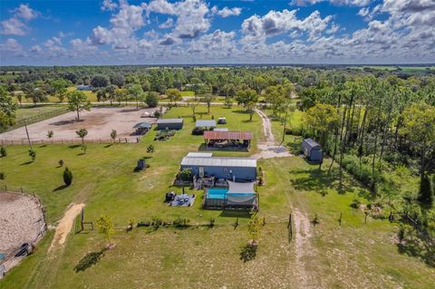 Tiny photo for 3250 NE 127th Court, Williston, FL 32696 (MLS # OM708996)