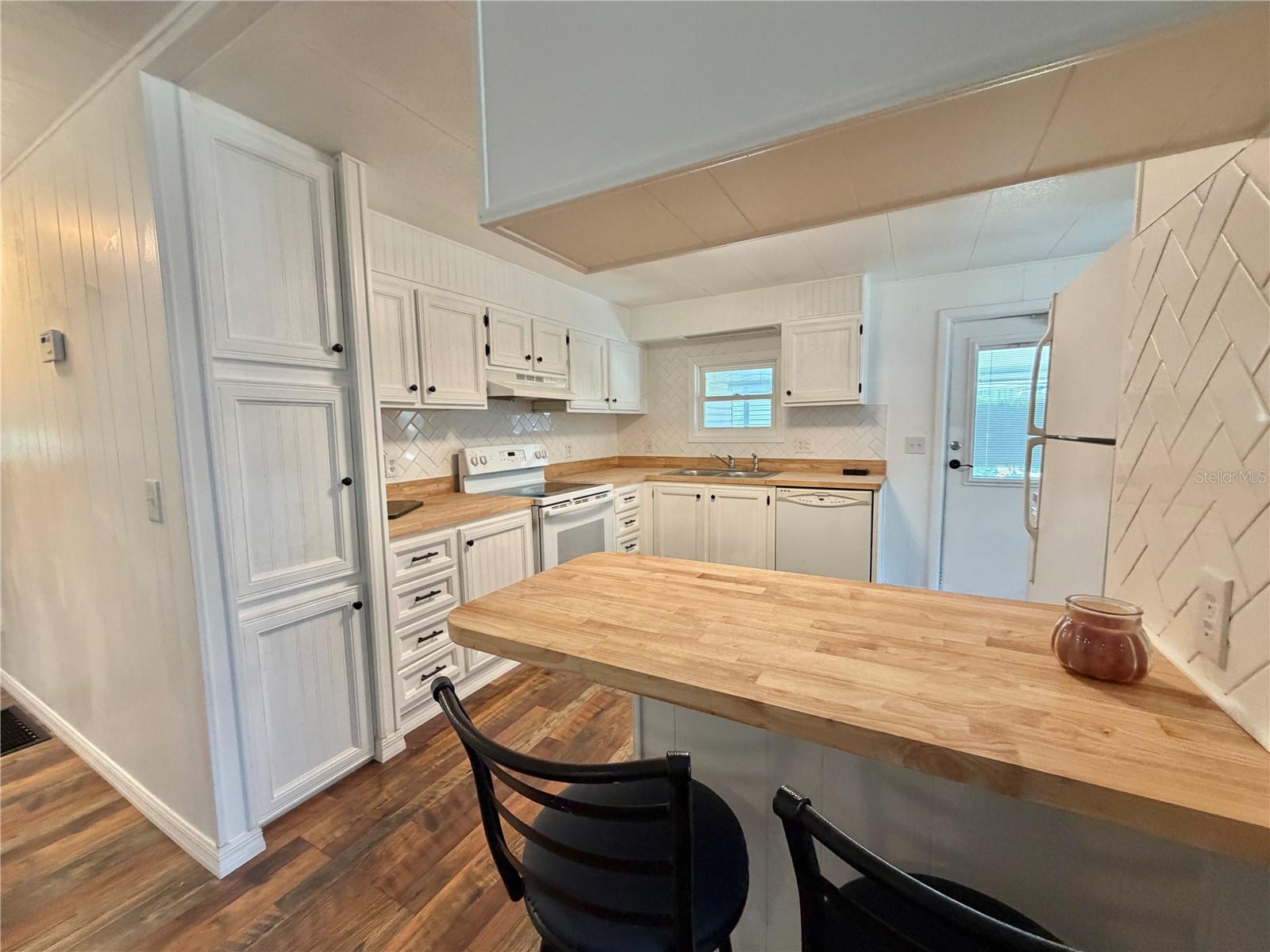 HAWTHORNE AT LEESBURG A COOP - Residential