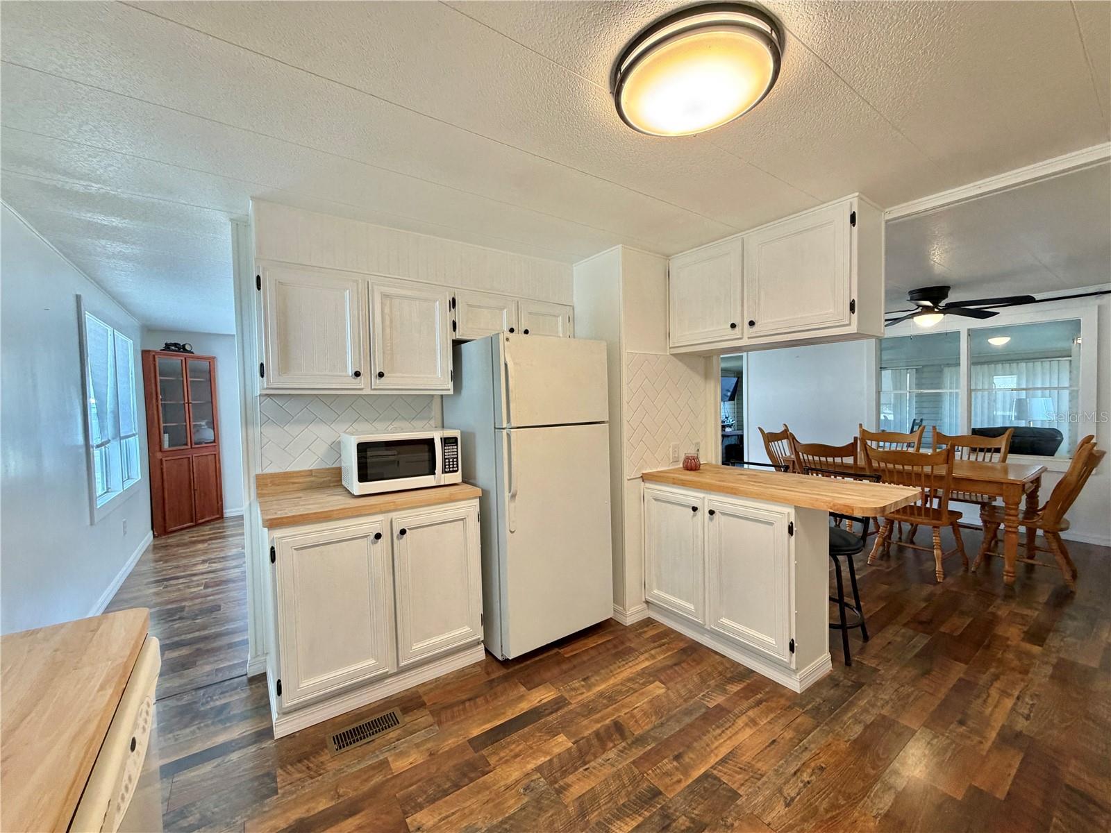 HAWTHORNE AT LEESBURG A COOP - Residential