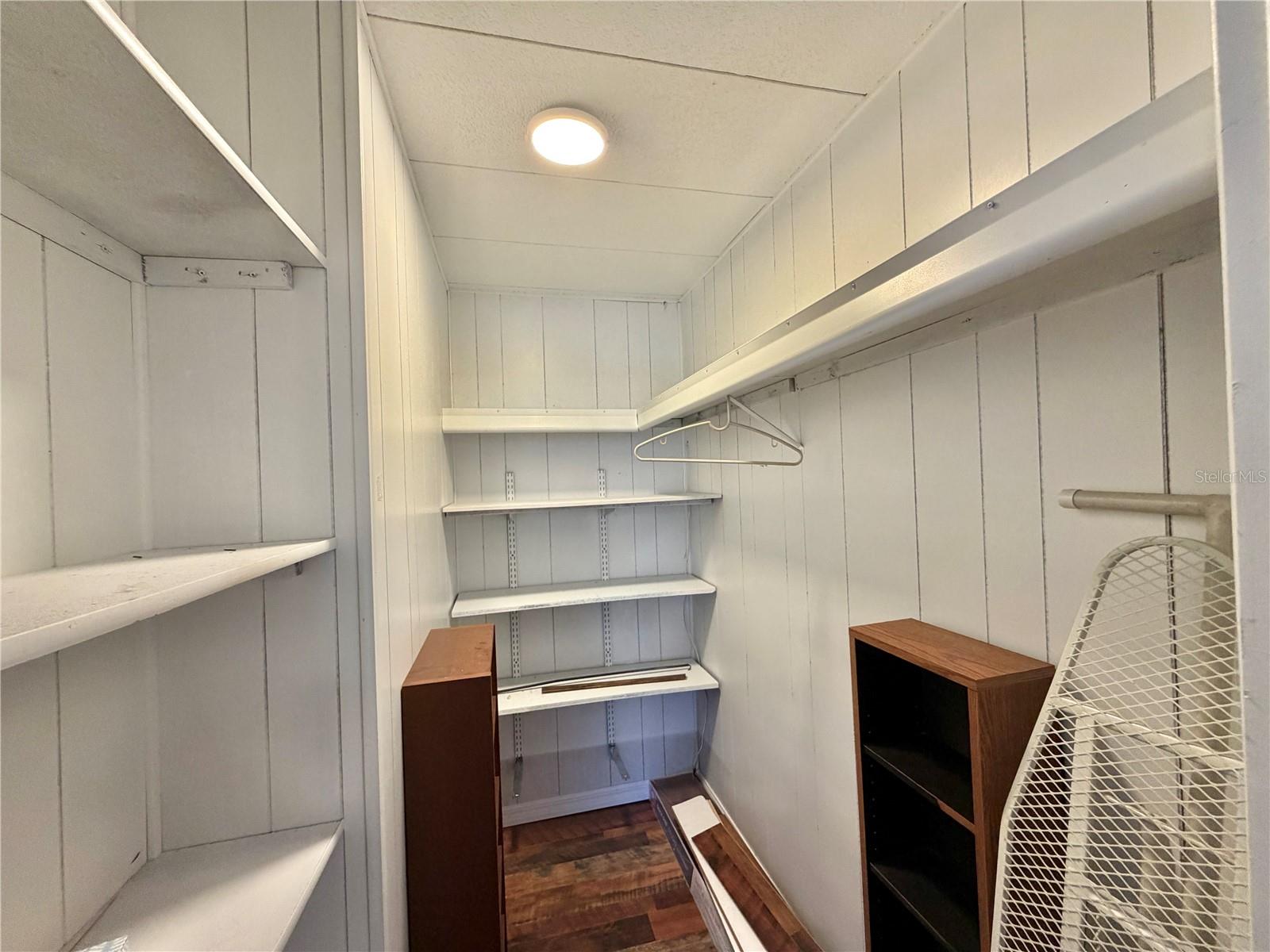 HAWTHORNE AT LEESBURG A COOP - Residential