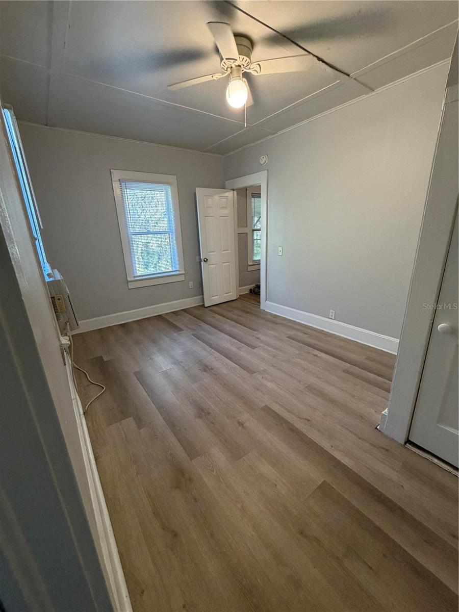 ELLICHS - Residential Lease