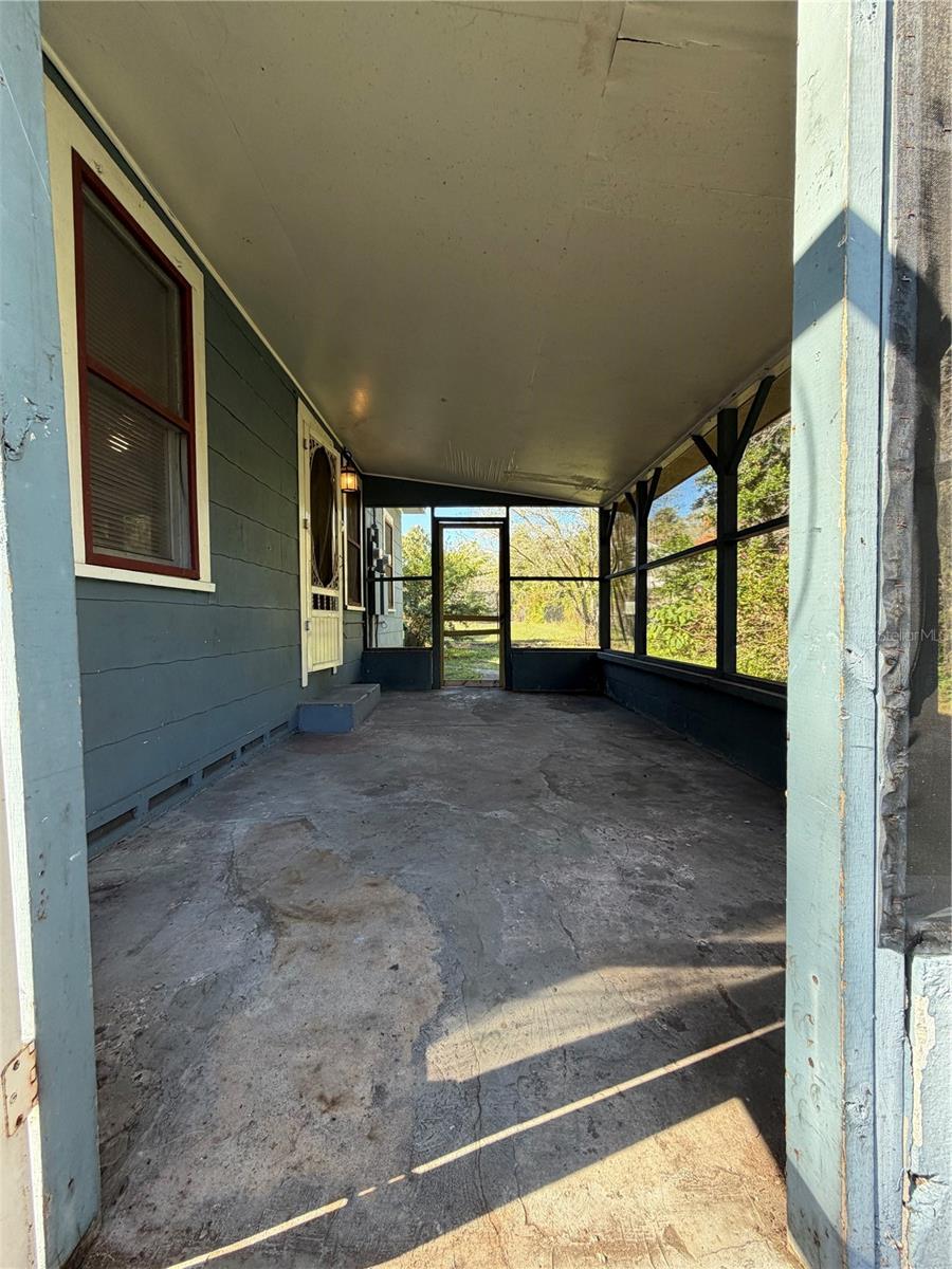 ELLICHS - Residential Lease