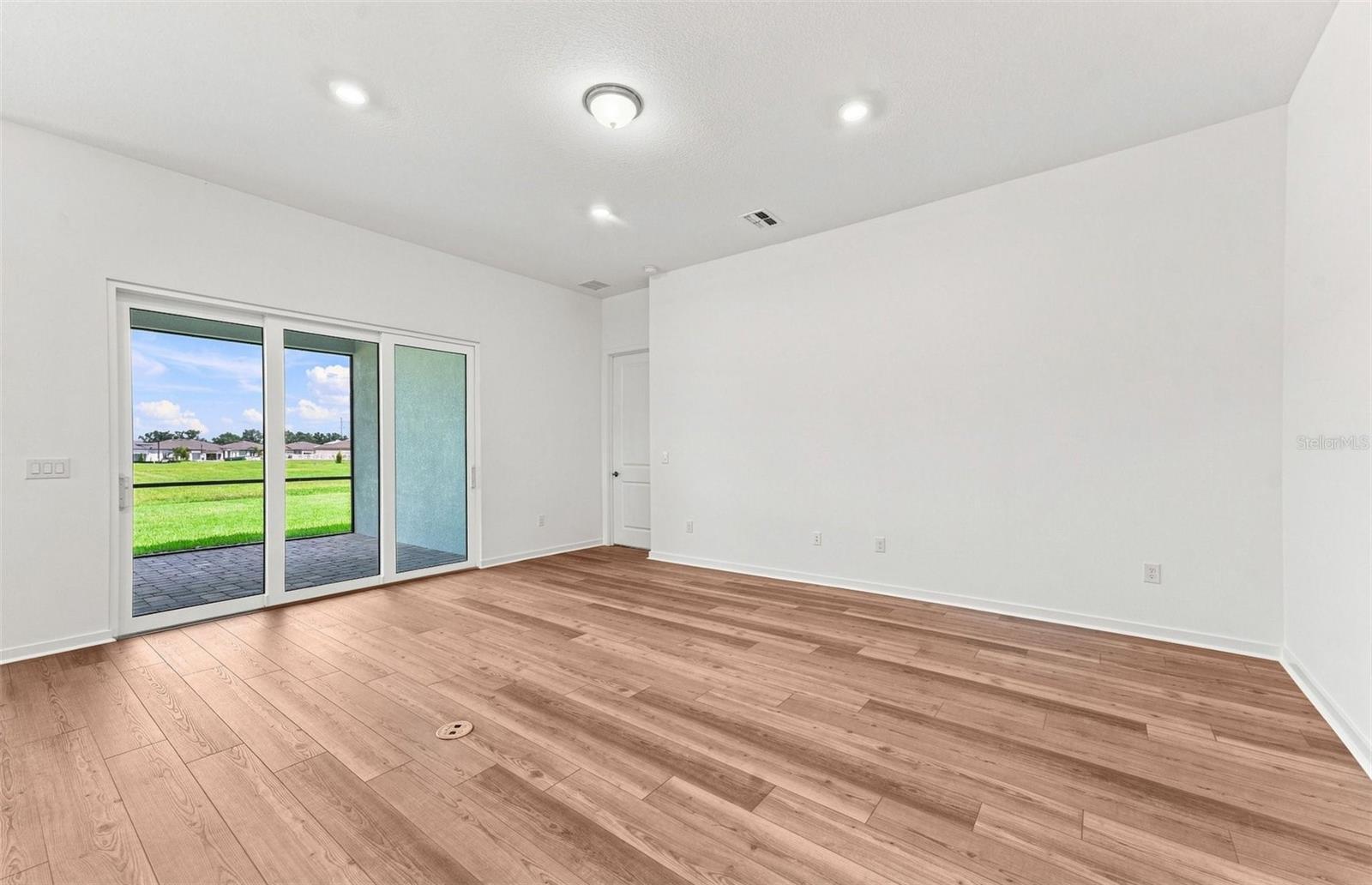 9452 DAYLIGHT DRIVE