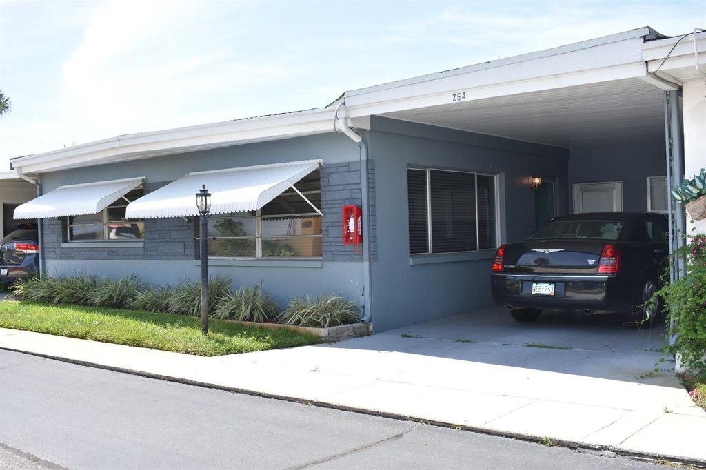 Photo of 250 Rosery Road NW #264, Largo, FL 33770 (MLS # TB8422500)