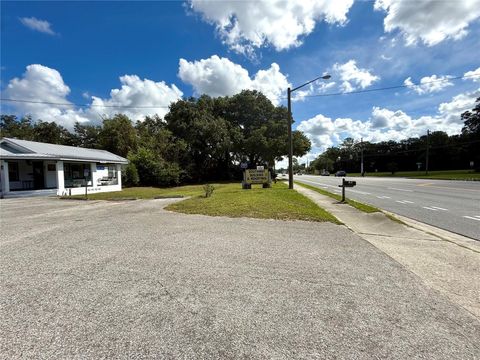 Tiny photo for 3225 NE 14th Street, Ocala, FL 34470 (MLS # OM710471)