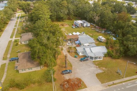 Tiny photo for 3225 NE 14th Street, Ocala, FL 34470 (MLS # OM710471)