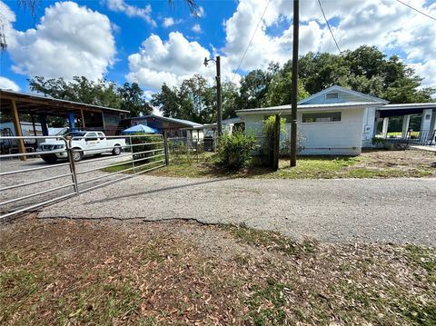 Tiny photo for 3225 NE 14th Street, Ocala, FL 34470 (MLS # OM710471)