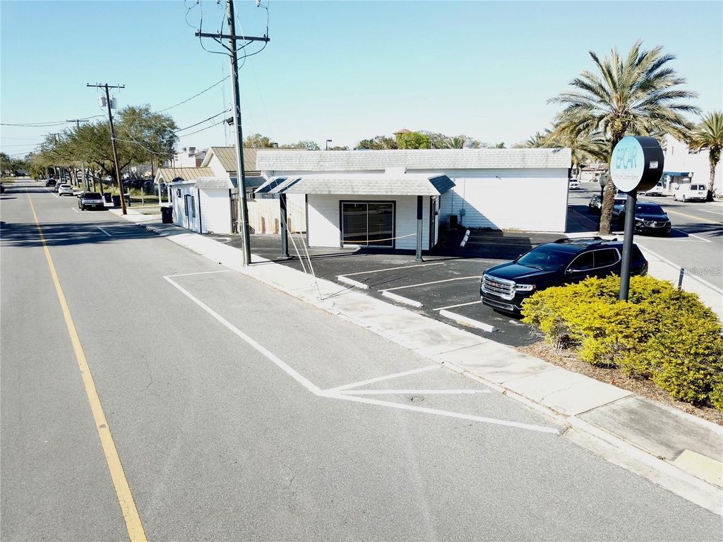 Photo of 212 Main Street, Auburndale, FL 33823 (MLS # S5146210)